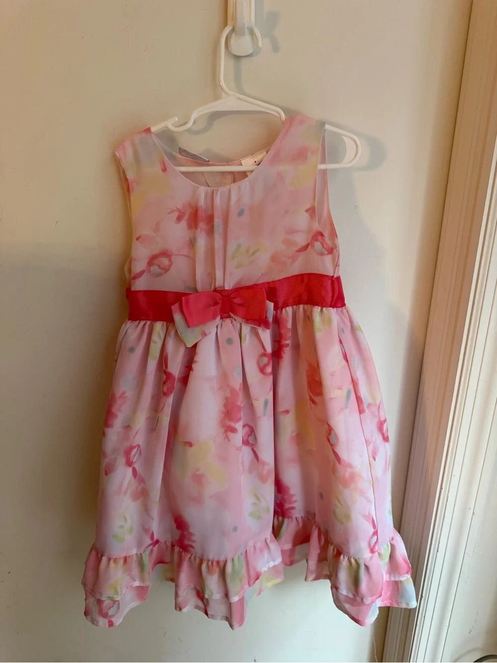 Pink Floral Bow-Accent Girls' Dress